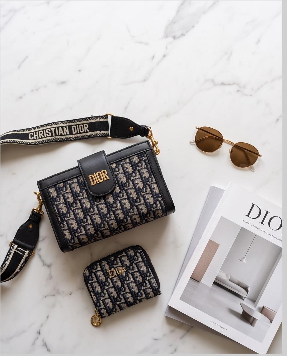 Christian DIOR BAG 2