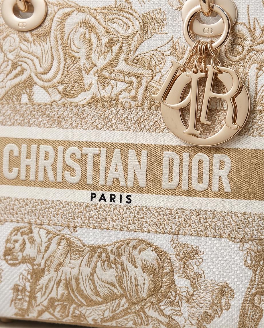Christian Dior Lady D-Lite Tote (Beige Toile de Jouy) Christian Dior Lady D-Lite Tote (Beige Toile de Jouy)